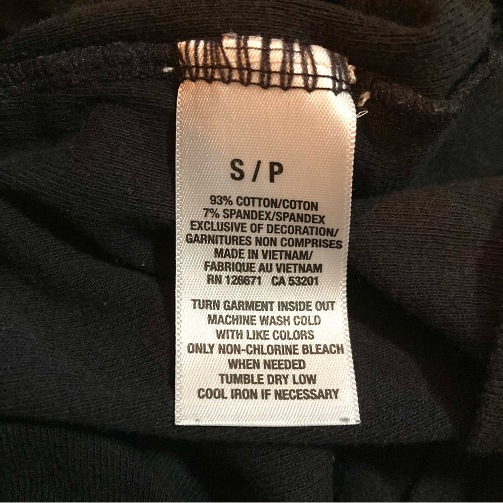 4/$10 - Y2K Aeropostale Long Sleeve Scoop-Neck Top - Picture 7 of 7